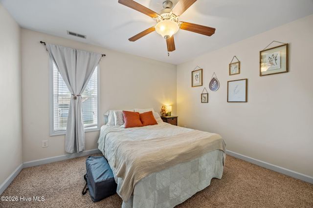 246 Inverness Drive, Hubert, NC 28539