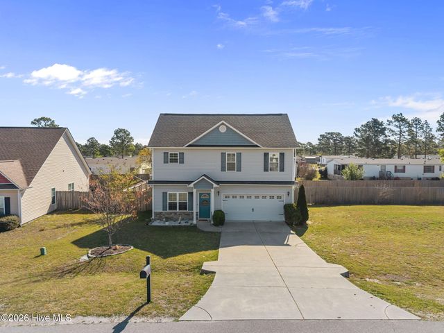 246 Inverness Drive, Hubert, NC 28539