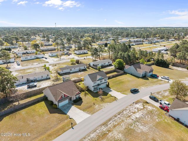 246 Inverness Drive, Hubert, NC 28539