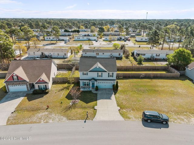 246 Inverness Drive, Hubert, NC 28539