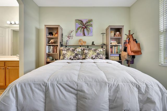 214 Evergrene Parkway, Palm Beach Gardens, FL 33410