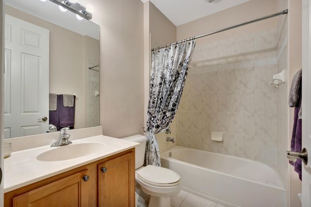 214 Evergrene Parkway, Palm Beach Gardens, FL 33410