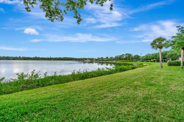 214 Evergrene Parkway, Palm Beach Gardens, FL 33410