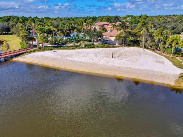 214 Evergrene Parkway, Palm Beach Gardens, FL 33410