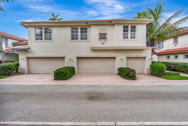 214 Evergrene Parkway, Palm Beach Gardens, FL 33410