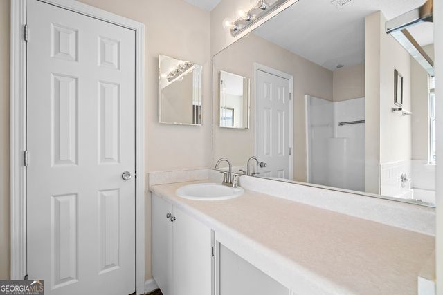 5515 Lofwood Lane, Lithonia, GA 30058