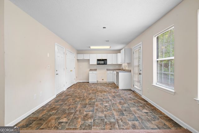 5515 Lofwood Lane, Lithonia, GA 30058