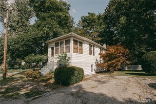 324 Penn Street, Belleville, IL 62223