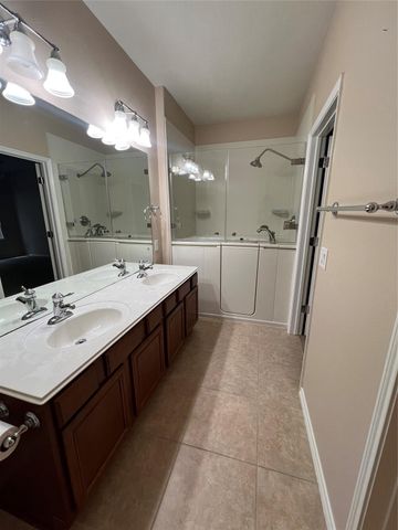 13600 Breton Ridge Street 24F, Houston, TX 77070