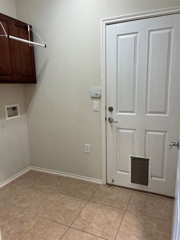 13600 Breton Ridge Street 24F, Houston, TX 77070