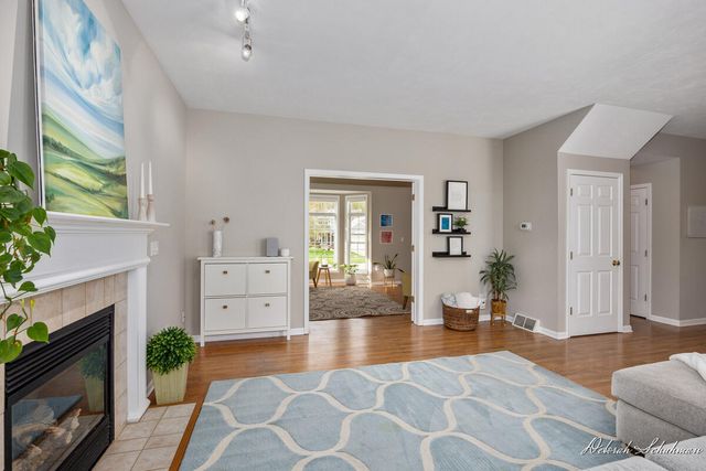 6495 Los Altos Drive, Rockford, MI 49341