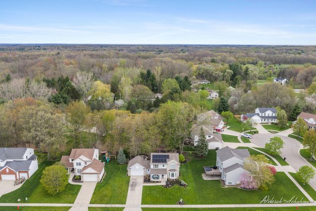 6495 Los Altos Drive, Rockford, MI 49341