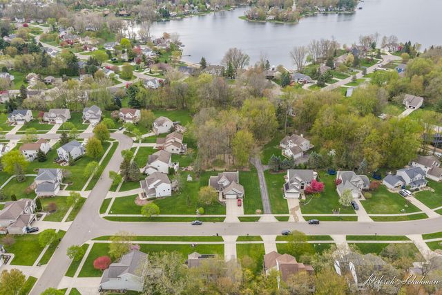 6495 Los Altos Drive, Rockford, MI 49341