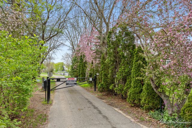 6495 Los Altos Drive, Rockford, MI 49341