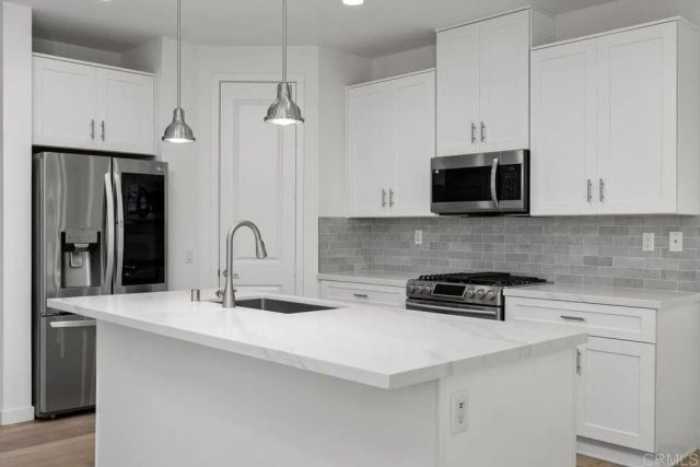3131 Asto Pl, Carlsbad, CA 92010