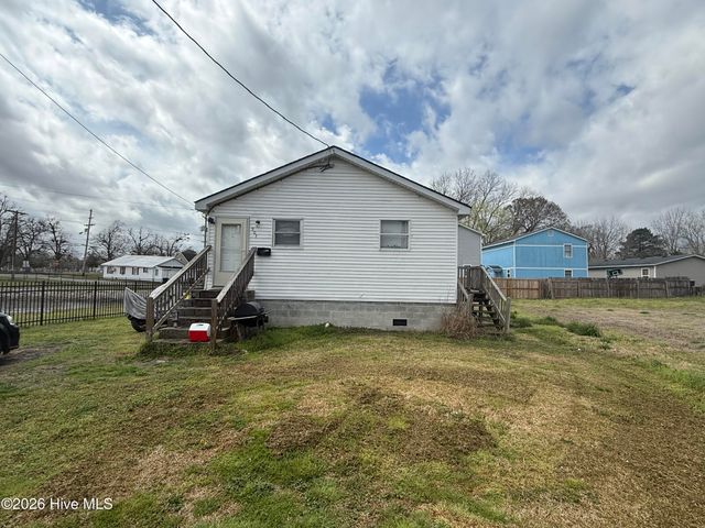 907 S Martin Luther King Junior Drive, Elizabeth City, NC 27909