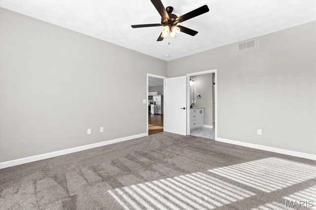 700 Applewood Creek Drive, Fairview Heights, IL 62208