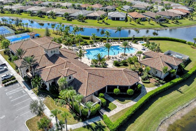 5276 Unity Square, Vero Beach, FL 32967