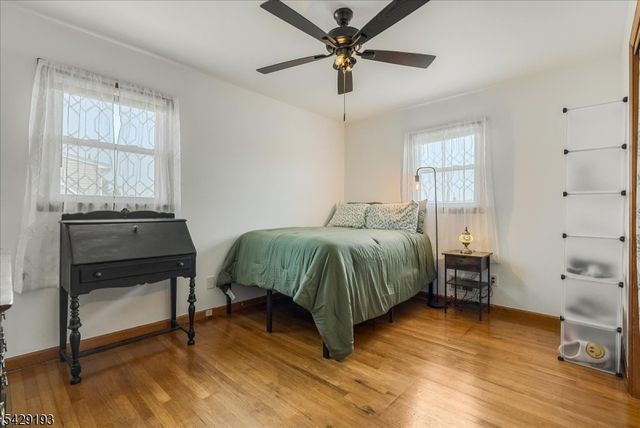 25 Louise Dr, Manville Boro, NJ 08835