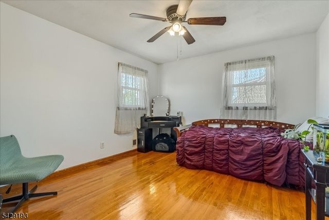 25 Louise Dr, Manville Boro, NJ 08835