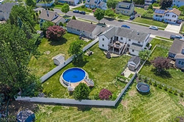 25 Louise Dr, Manville Boro, NJ 08835