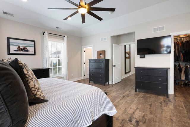 7030 Hanbys Loop, New Albany, OH 43054