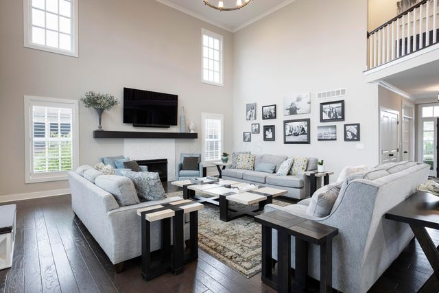 7030 Hanbys Loop, New Albany, OH 43054