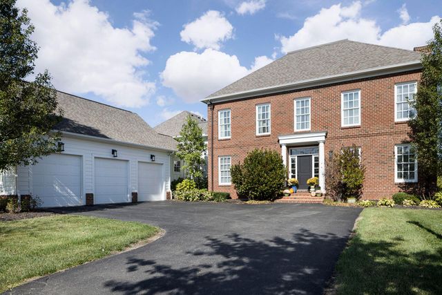 7030 Hanbys Loop, New Albany, OH 43054