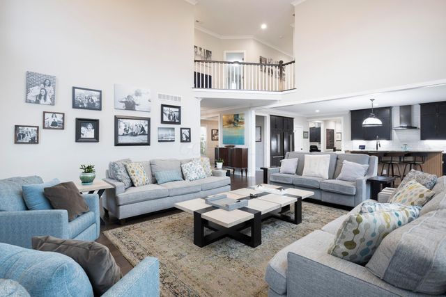 7030 Hanbys Loop, New Albany, OH 43054