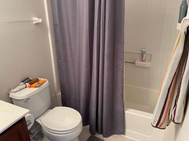 1040 N Claremont Drive, Palatine, IL 60074