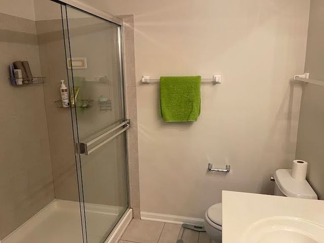 1040 N Claremont Drive, Palatine, IL 60074