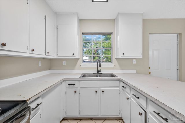 4283 Erres Blvd, Pensacola, FL 32505
