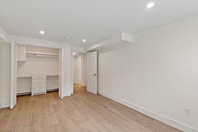 33 Dexter Ave, Sandwich, MA 02563