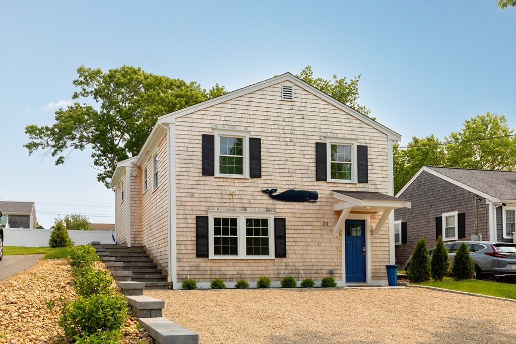 33 Dexter Ave, Sandwich, MA 02563