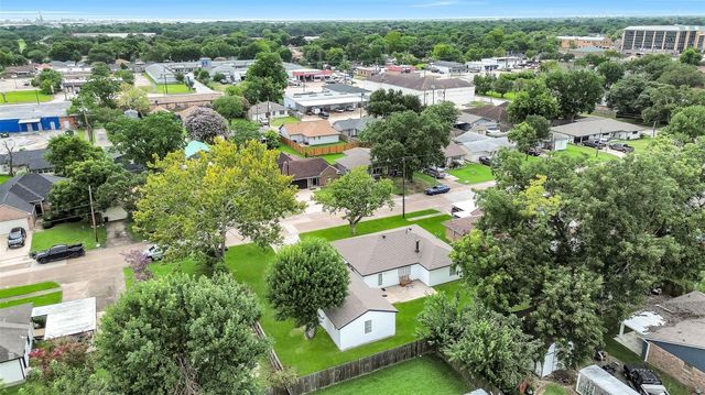 822 Dutch Street, Deer Park, TX 77536