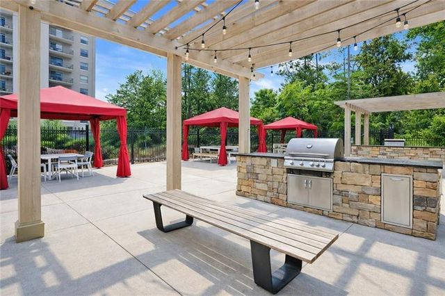 799 Hammond Drive 423, Atlanta, GA 30328