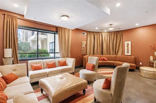 799 Hammond Drive 423, Atlanta, GA 30328