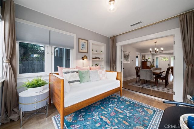 731 Junipero Avenue, Long Beach, CA 90804