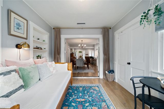 731 Junipero Avenue, Long Beach, CA 90804