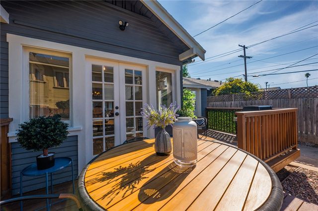 731 Junipero Avenue, Long Beach, CA 90804