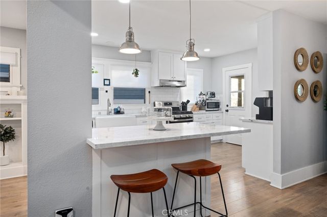 731 Junipero Avenue, Long Beach, CA 90804