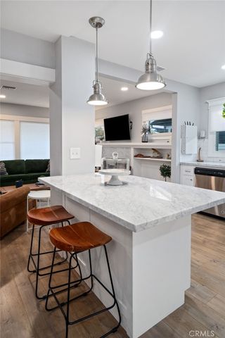 731 Junipero Avenue, Long Beach, CA 90804