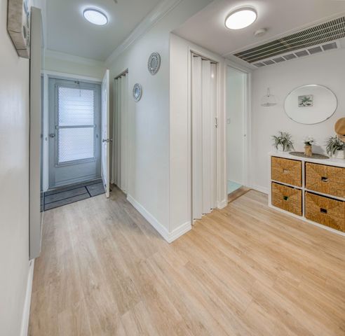 2566 Garden Drive S, Lake Worth Beach, FL 33461