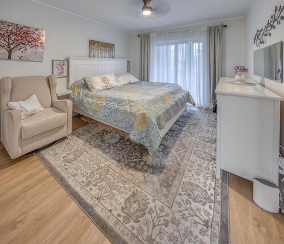 2566 Garden Drive S, Lake Worth Beach, FL 33461