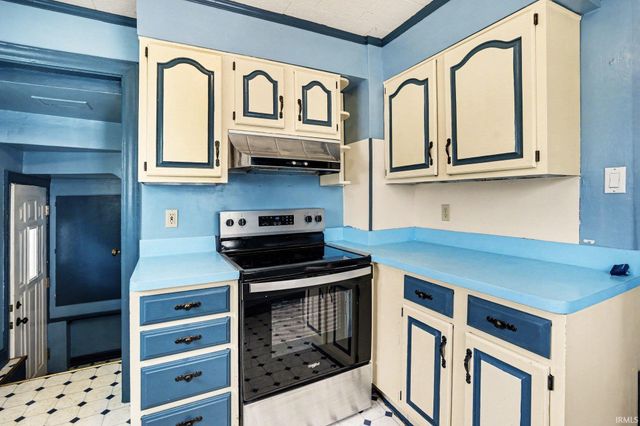 1406 Longfellow Avenue, South Bend, IN 46615