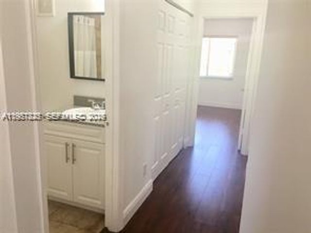 833 NW 208th Ter 833, Pembroke Pines, FL 33029