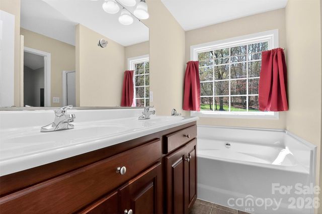 4363 Dusty Ridge Court, Denver, NC 28037