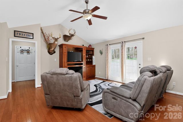 4363 Dusty Ridge Court, Denver, NC 28037