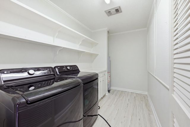 105 El Paso, Houma, LA 70360