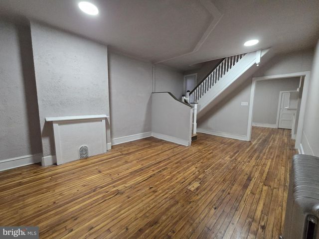 2536 W CUMBERLAND ST, Philadelphia, PA 19132